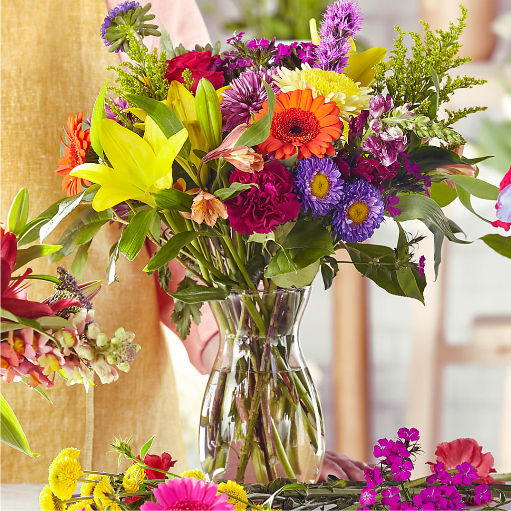 Bold & Bright – A Florist Original – Charlynda Fleuriste, Sherbrooke PQ