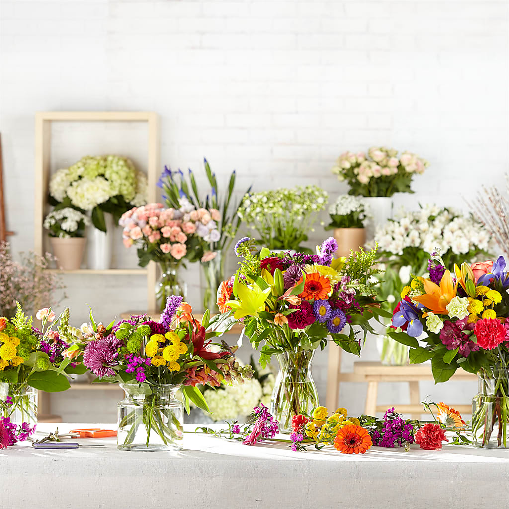 Bold & Bright – A Florist Original – Charlynda Fleuriste, Sherbrooke PQ