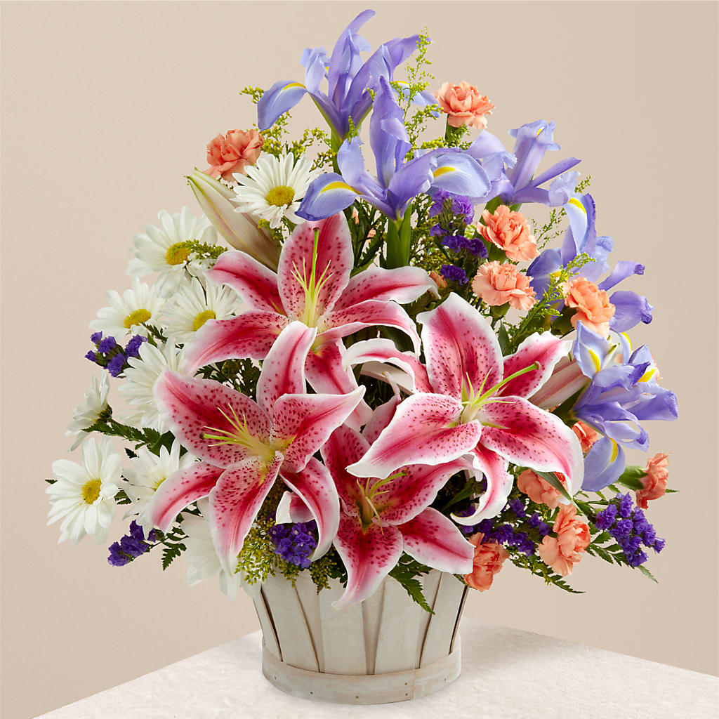 The Wondrous Nature Bouquet – Charlynda Fleuriste, Sherbrooke PQ