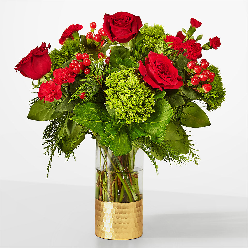 Plaid Throw Bouquet – Charlynda Fleuriste, Sherbrooke PQ