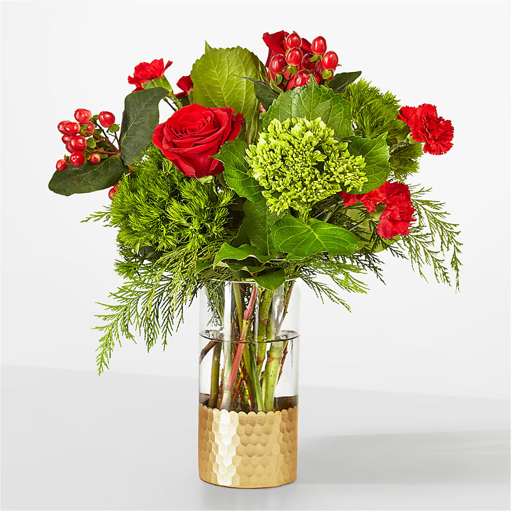 Plaid Throw Bouquet – Charlynda Fleuriste, Sherbrooke PQ