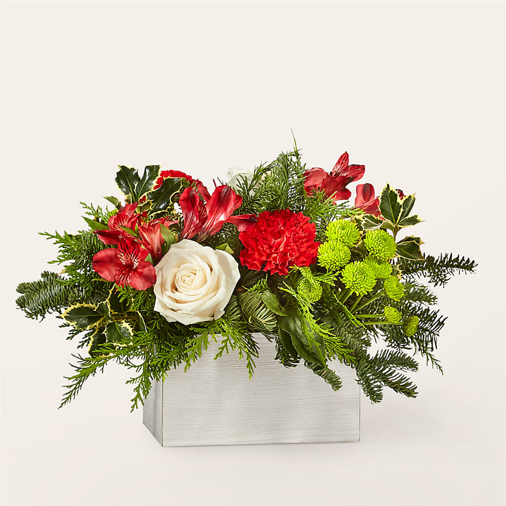 Snow What Fun Bouquet – Charlynda Fleuriste, Sherbrooke PQ