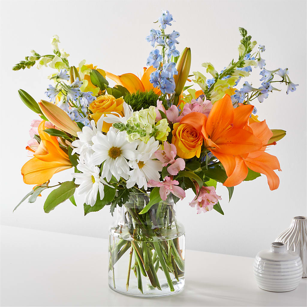 Sun Salutation Bouquet – Charlynda Fleuriste, Sherbrooke PQ