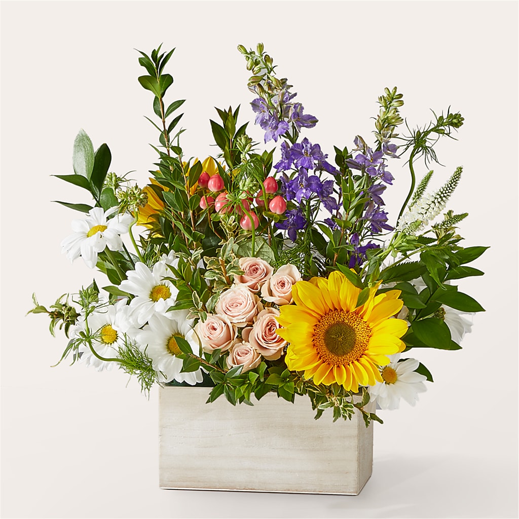 The Good Life Bouquet – Charlynda Fleuriste, Sherbrooke PQ