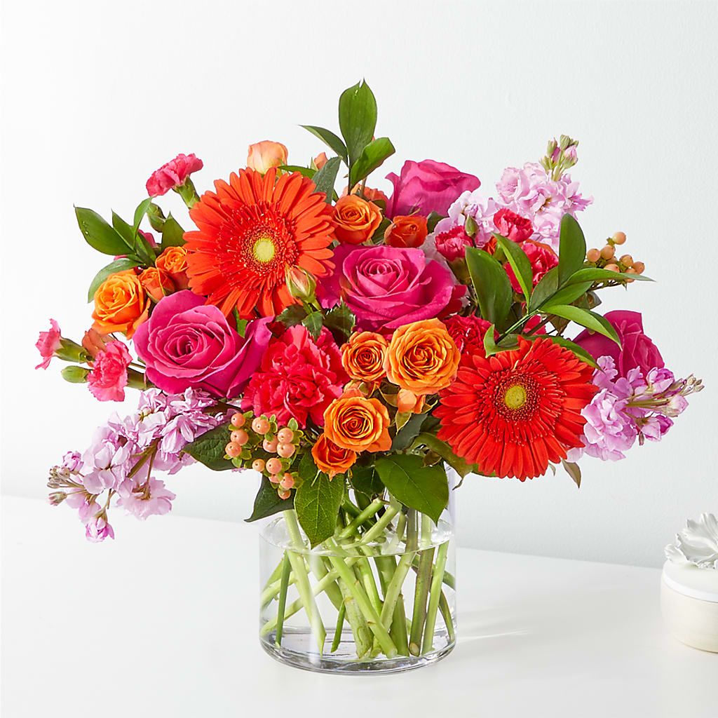 Fiesta Bouquet – Charlynda Fleuriste, Sherbrooke PQ