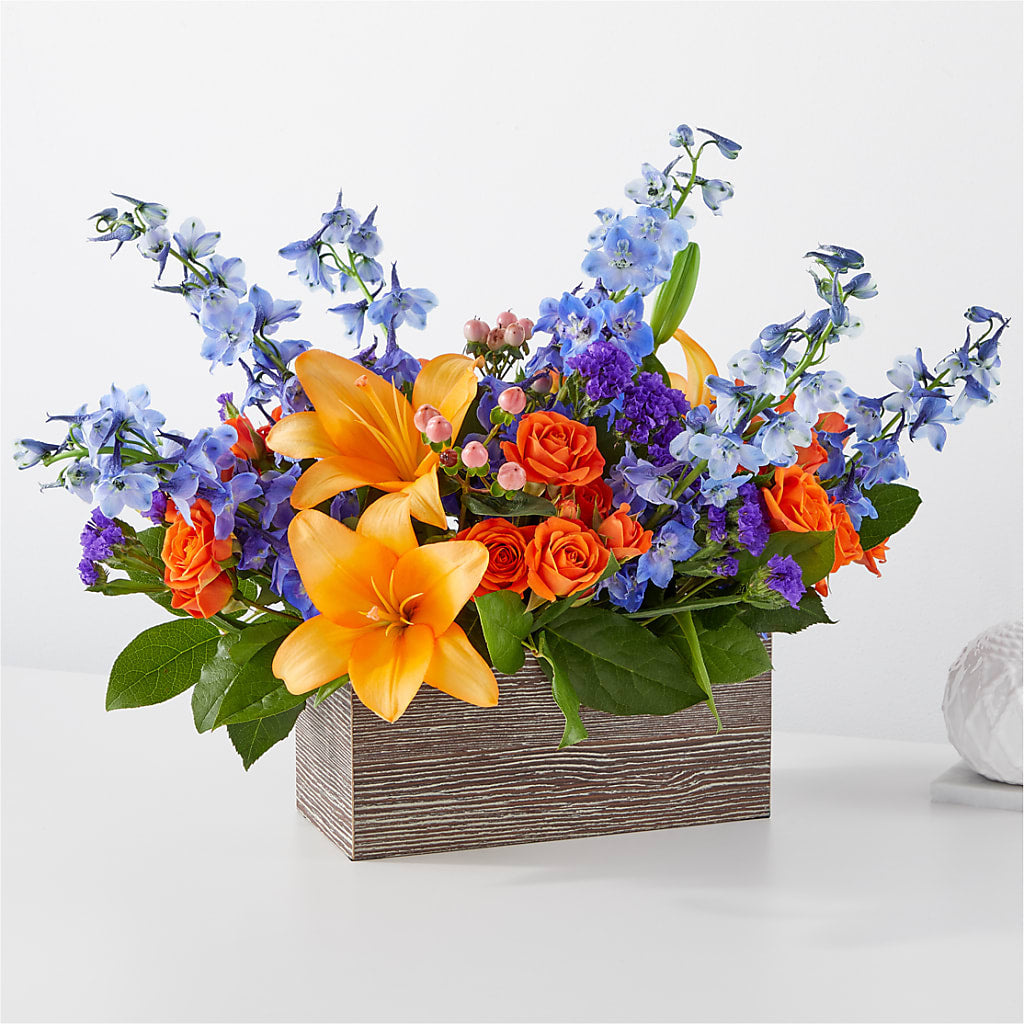 Radiant Citrus Box Bouquet – Charlynda Fleuriste, Sherbrooke PQ