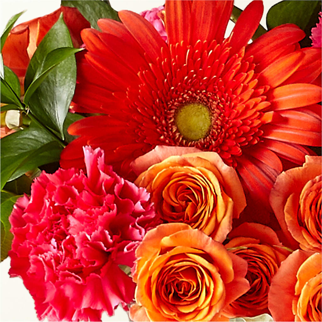 Florist Designed Mixed Bouquet – Charlynda Fleuriste, Sherbrooke PQ