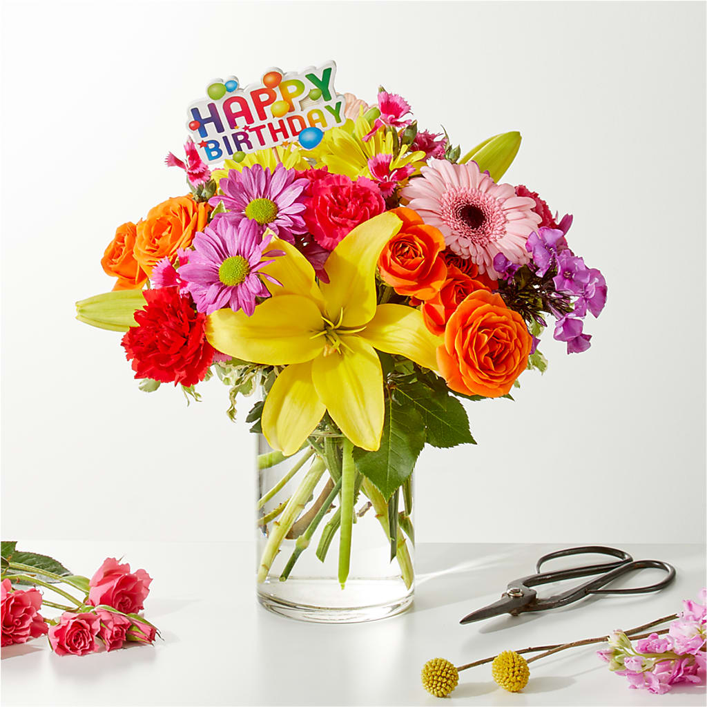 Cue the Confetti - A Florist Original – Charlynda Fleuriste, Sherbrooke PQ