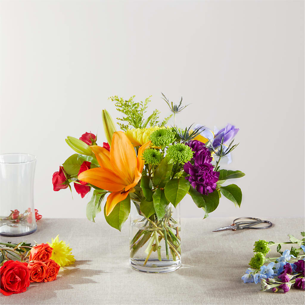 Summer Spectra - A Florist Original – Charlynda Fleuriste, Sherbrooke PQ