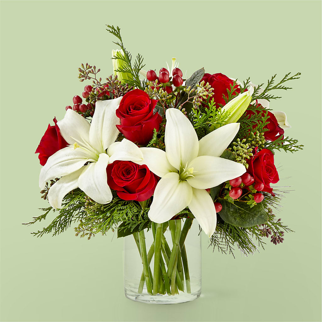 Glittering Lights Bouquet – Charlynda Fleuriste, Sherbrooke PQ