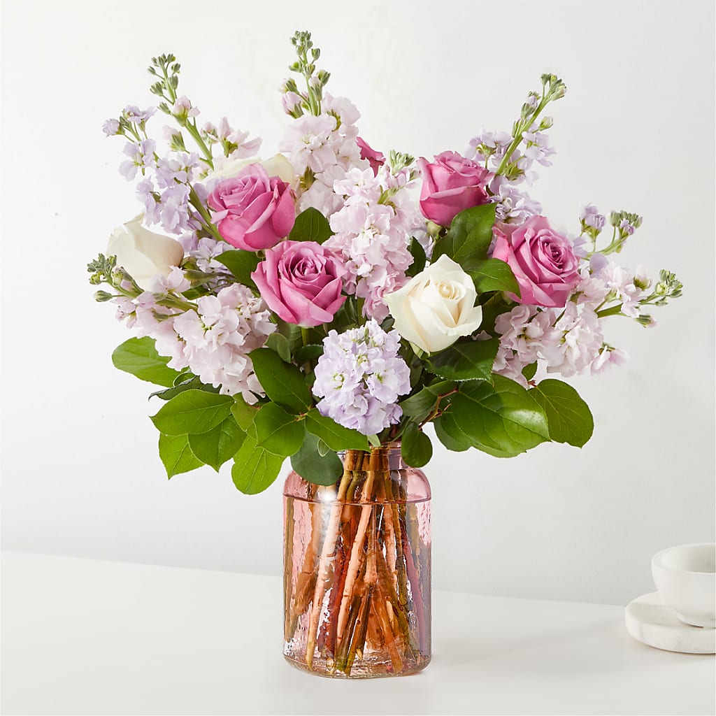 Springtime Spritz Bouquet – Charlynda Fleuriste, Sherbrooke PQ