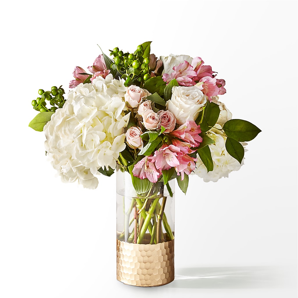 Parisian Stroll Bouquet – Charlynda Fleuriste, Sherbrooke PQ