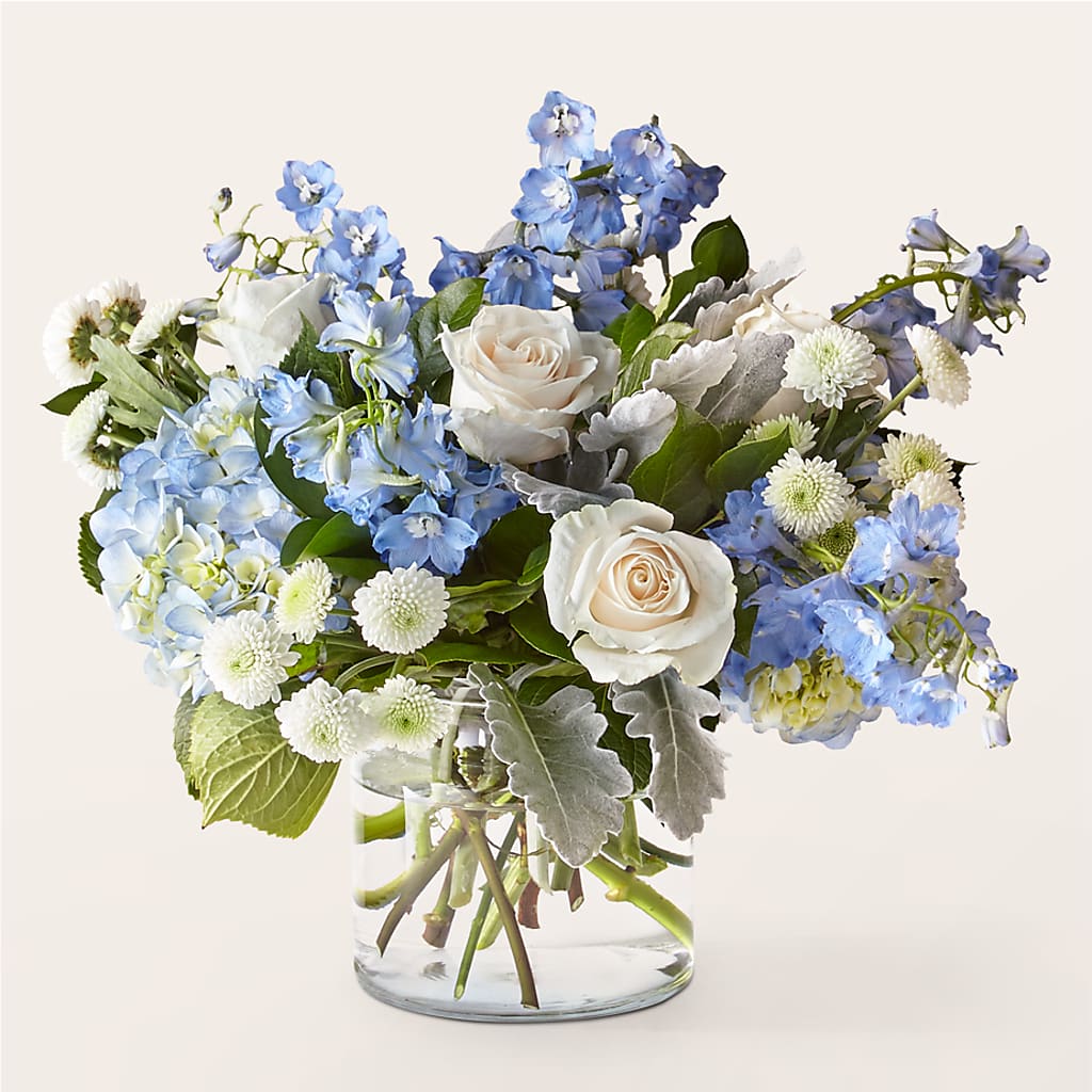 Clear Skies Bouquet – Charlynda Fleuriste, Sherbrooke PQ