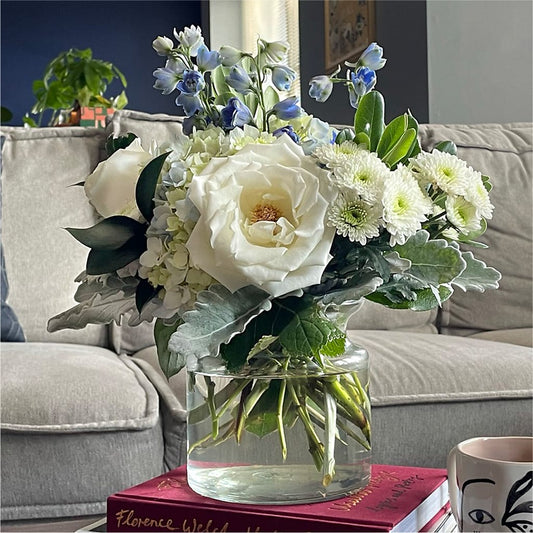 Clear Skies Bouquet – Charlynda Fleuriste, Sherbrooke PQ