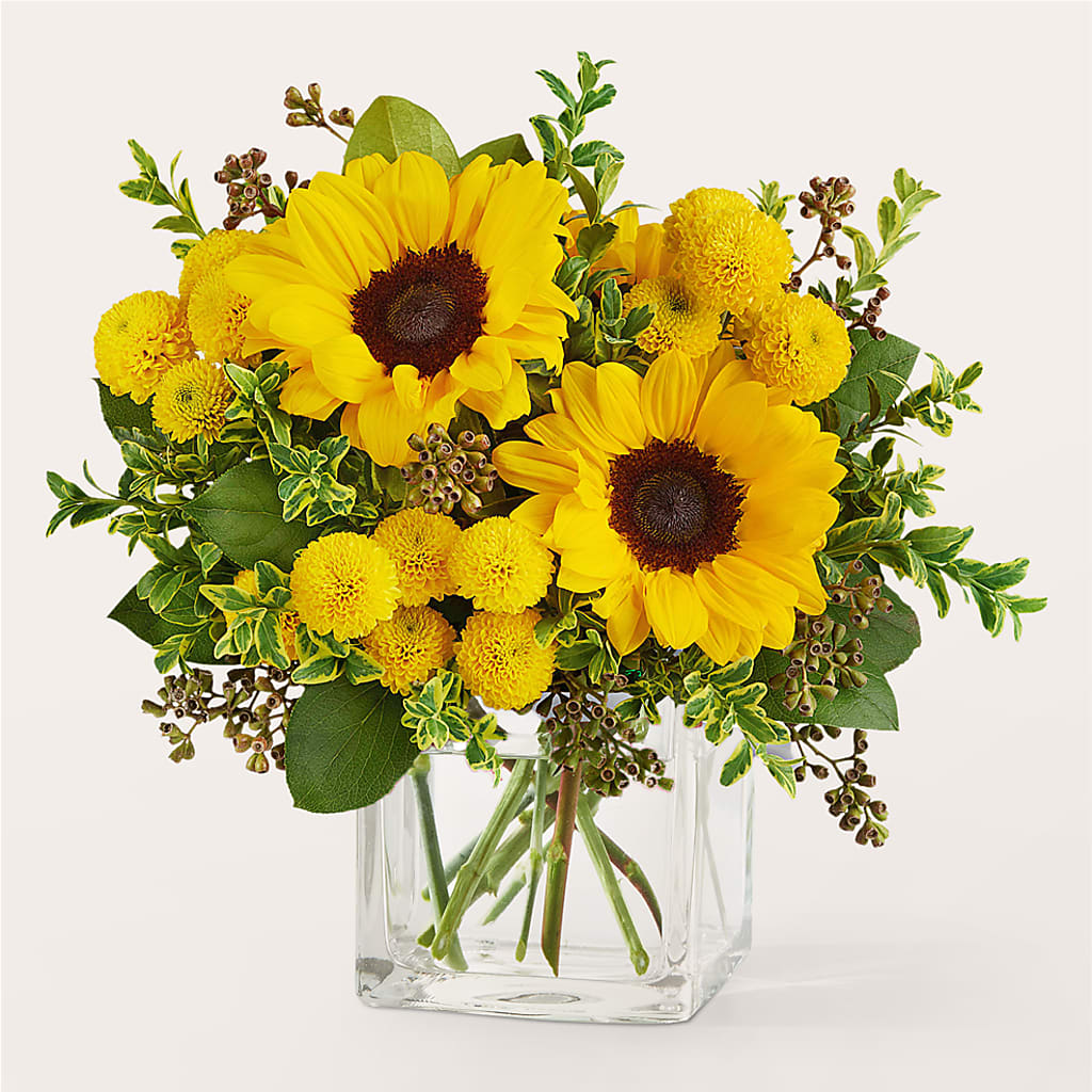 Luminous Morning Bouquet – Charlynda Fleuriste, Sherbrooke PQ