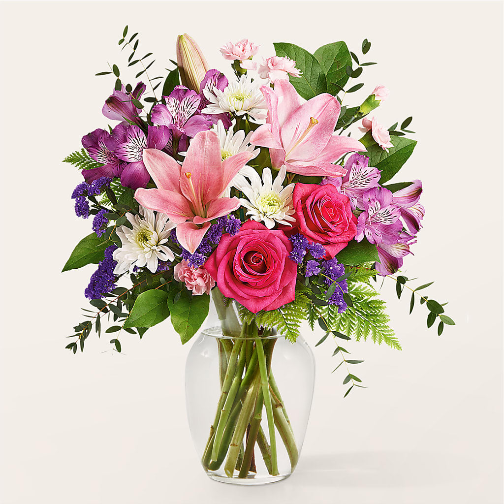 Lace & Pearls Bouquet – Charlynda Fleuriste, Sherbrooke PQ