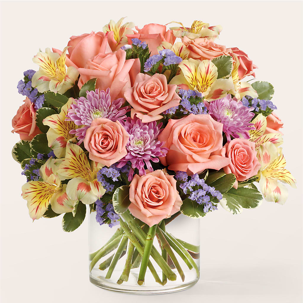 Candy Coated Bouquet – Charlynda Fleuriste, Sherbrooke PQ