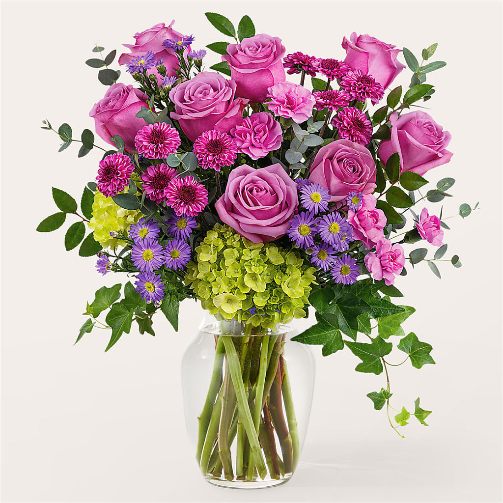 Whispering Garden Bouquet – Charlynda Fleuriste, Sherbrooke PQ