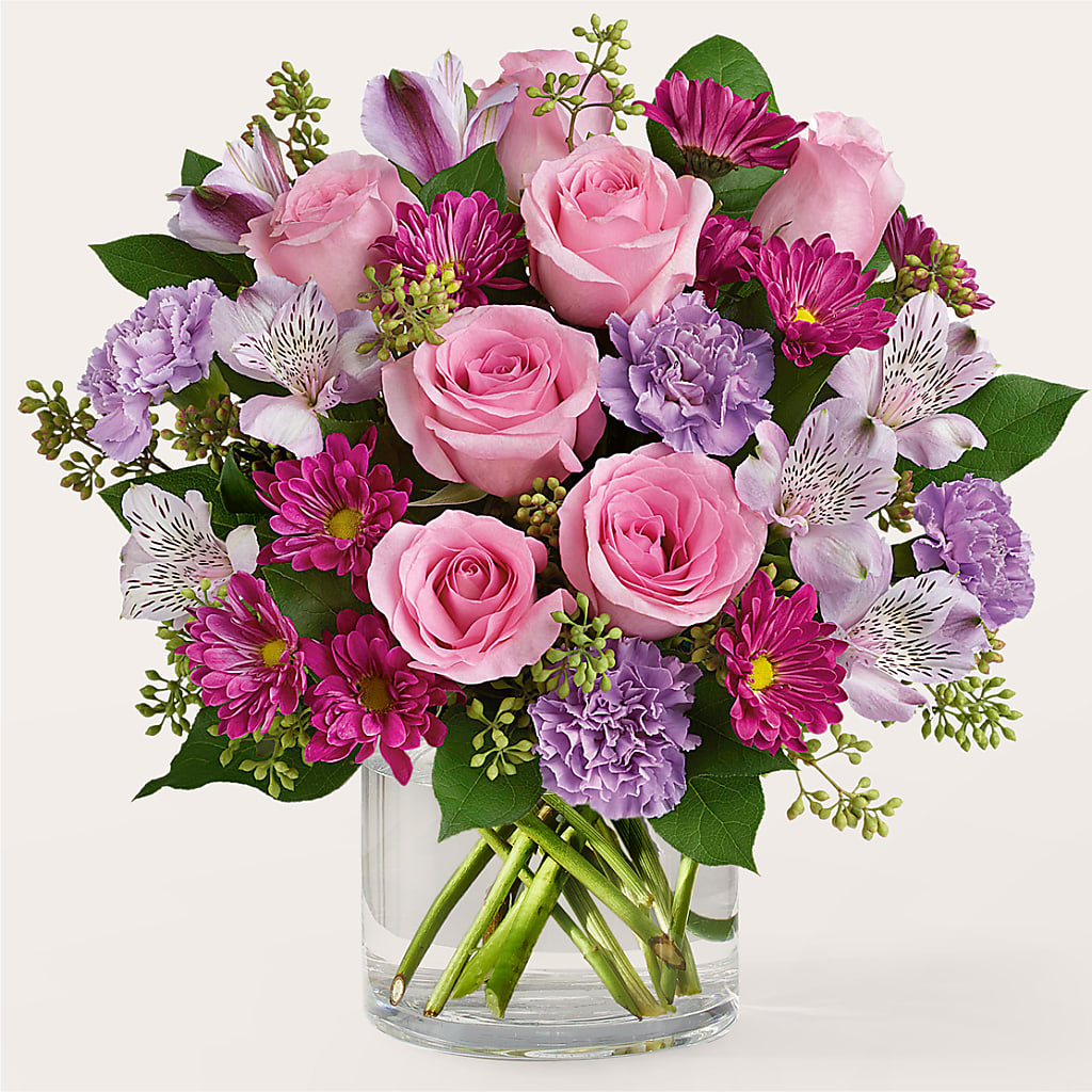 In the Clouds Bouquet – Charlynda Fleuriste, Sherbrooke PQ