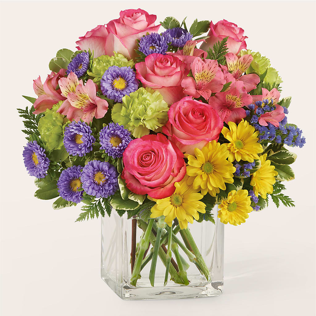 Candy Jar Bouquet – Charlynda Fleuriste, Sherbrooke PQ