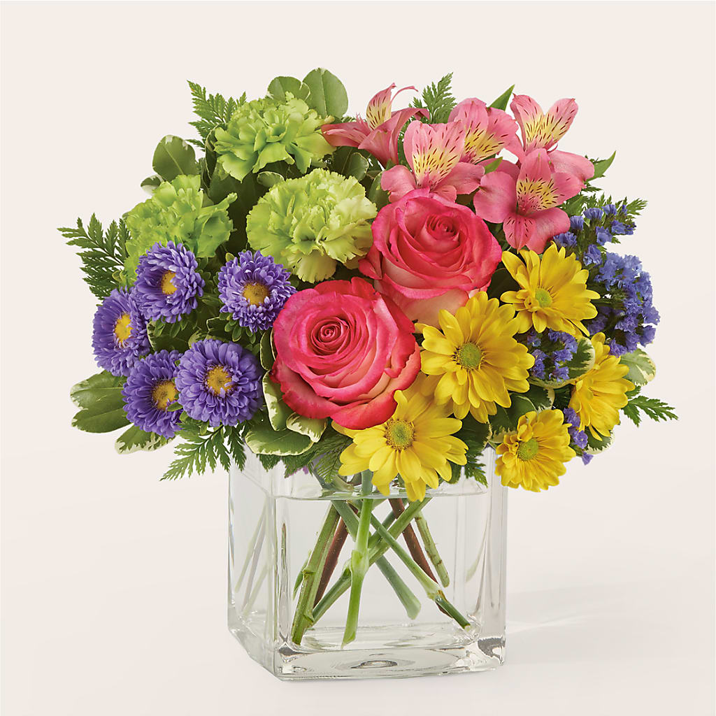 Candy Jar Bouquet – Charlynda Fleuriste, Sherbrooke PQ