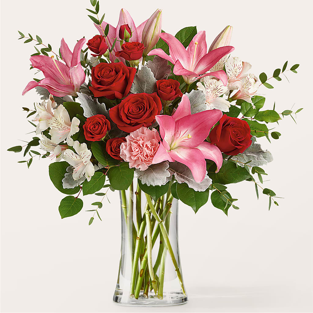 Everything to Me Bouquet – Charlynda Fleuriste, Sherbrooke PQ