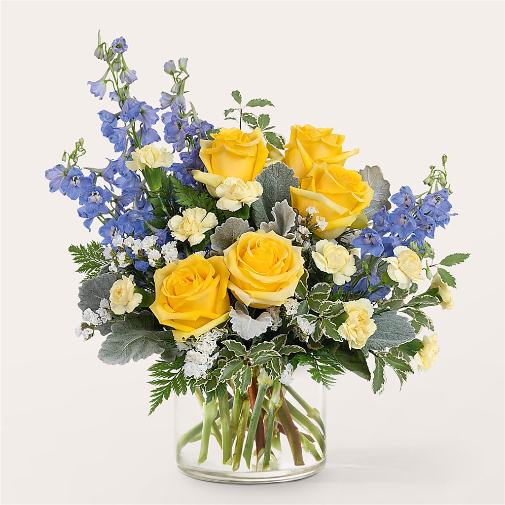 Butterfly Wings Bouquet – Charlynda Fleuriste, Sherbrooke PQ