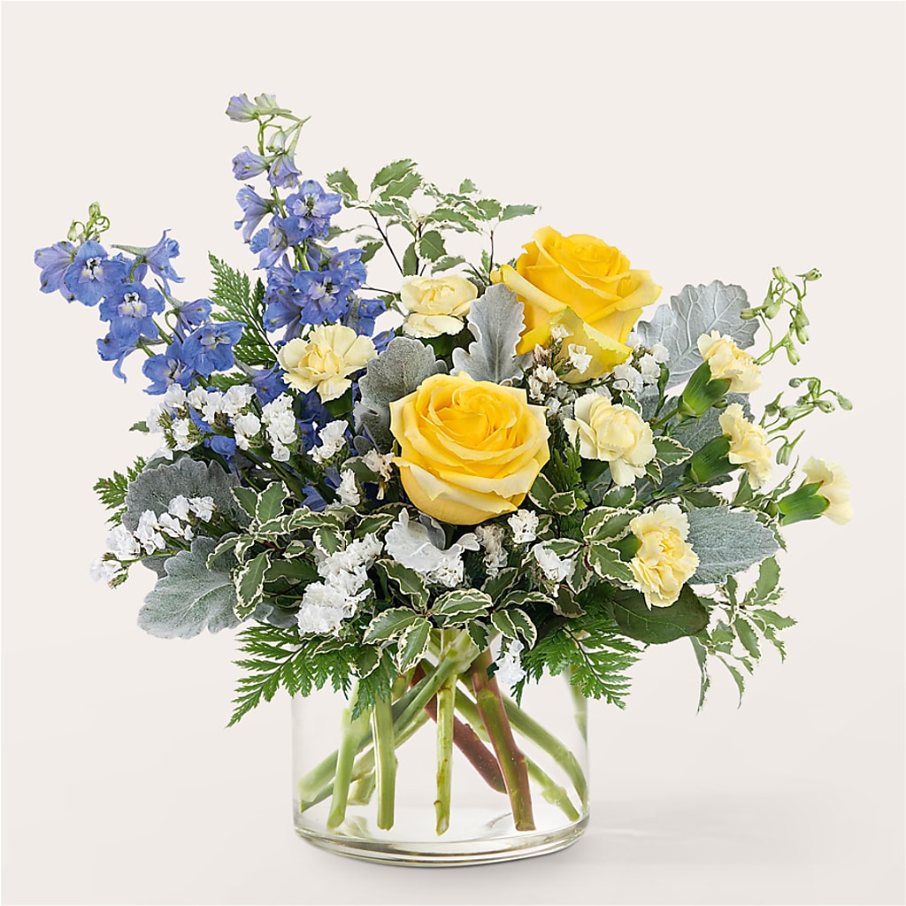 Butterfly Wings Bouquet – Charlynda Fleuriste, Sherbrooke PQ