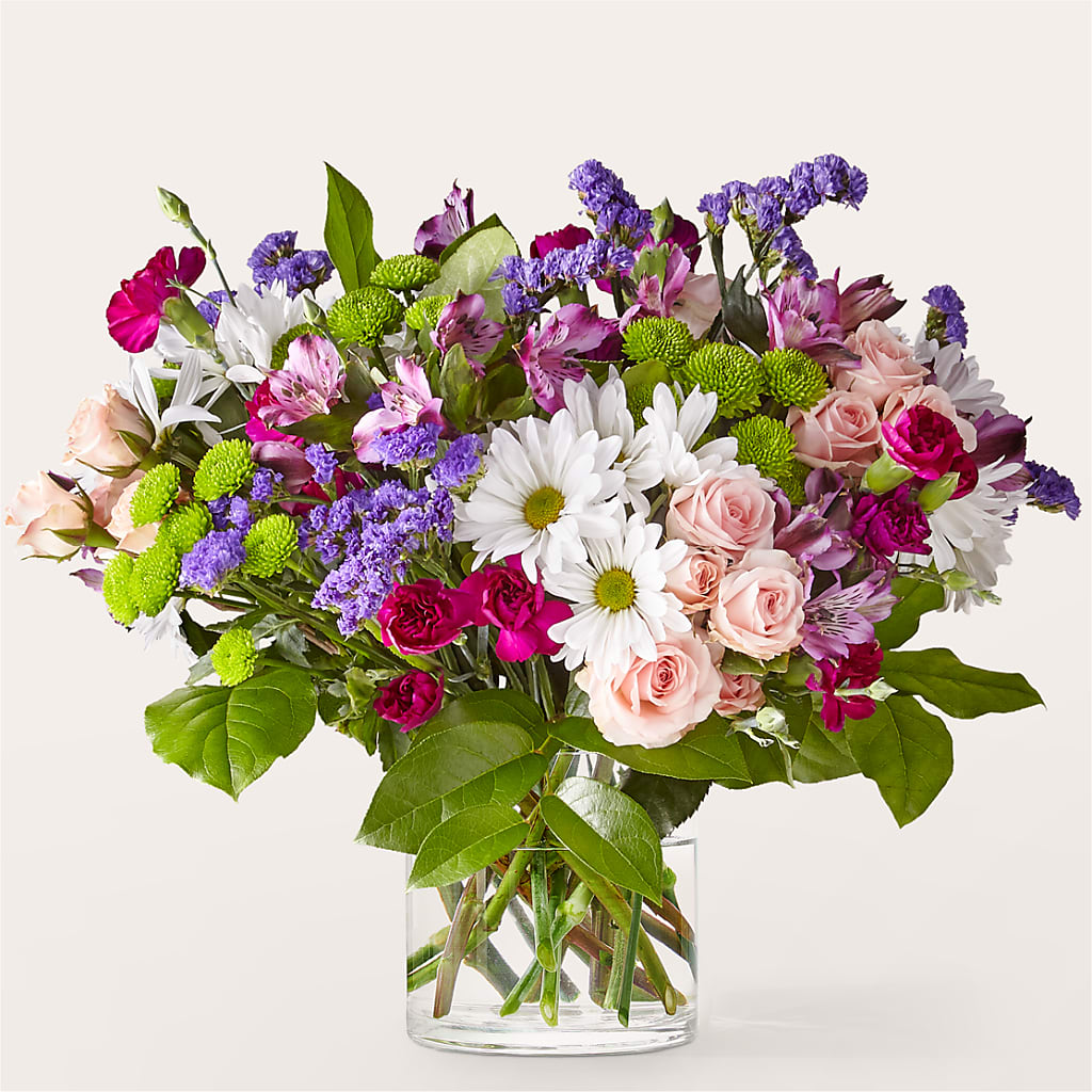 Wild Berry Bouquet – Charlynda Fleuriste, Sherbrooke PQ