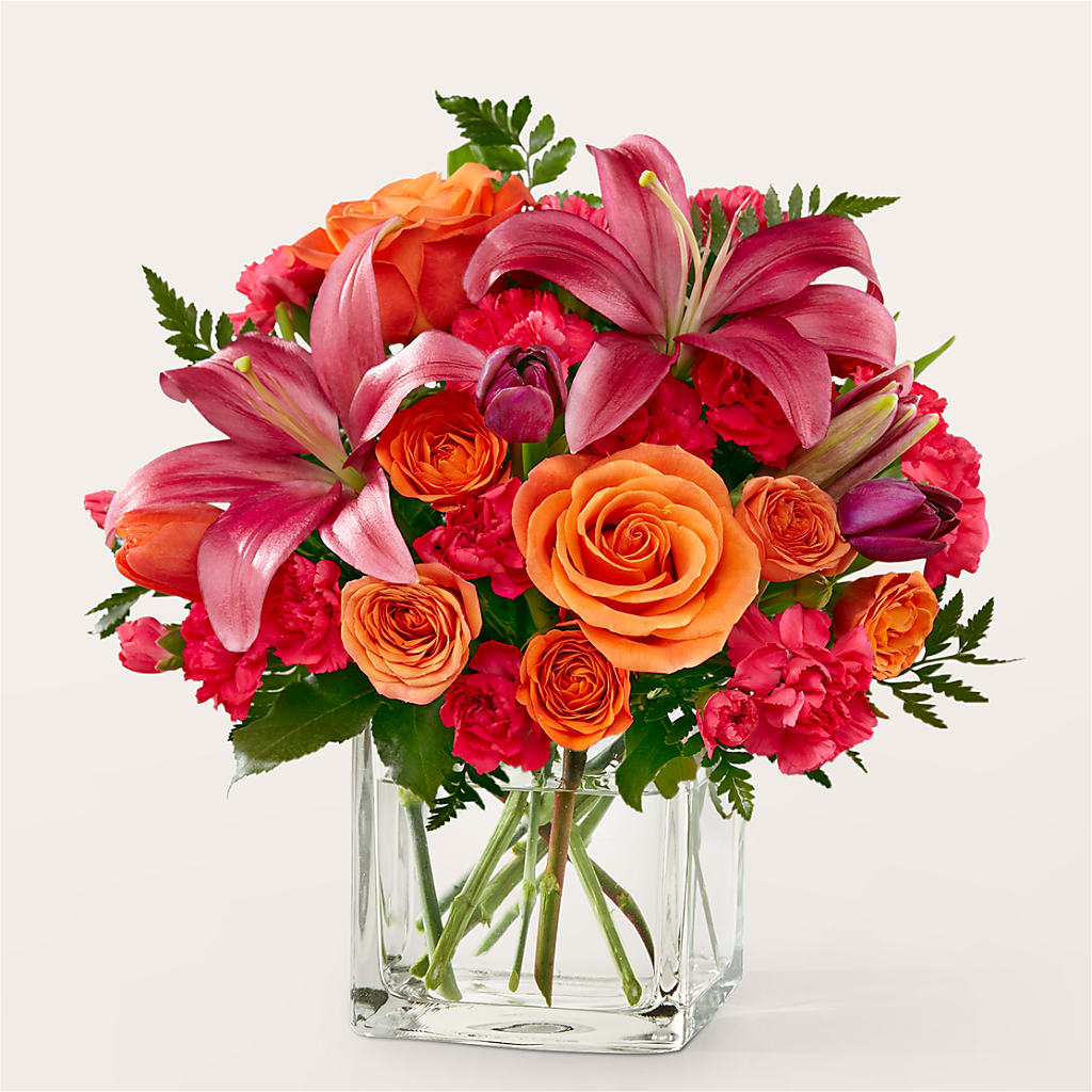 Lucky Lily Bouquet – Charlynda Fleuriste, Sherbrooke PQ