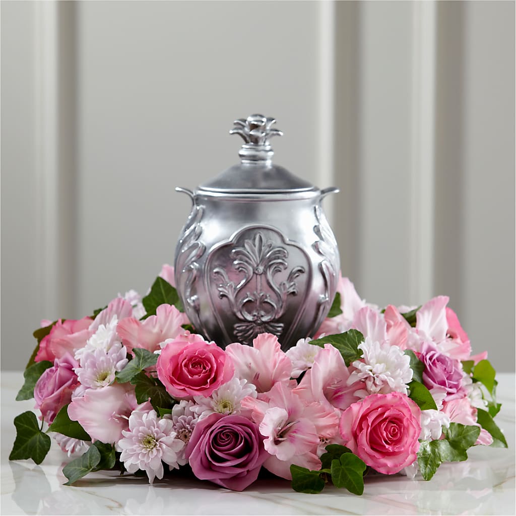 Glorious Tribute Arrangement – Charlynda Fleuriste, Sherbrooke PQ