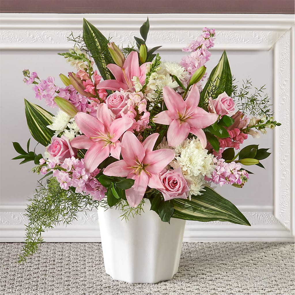 Simply Serene Floor Basket – Charlynda Fleuriste, Sherbrooke PQ