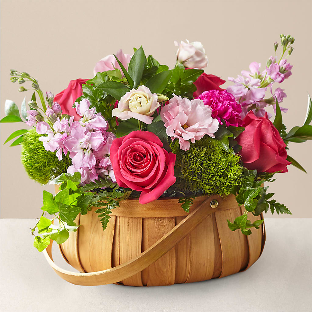 Radiance in Bloom Basket – Charlynda Fleuriste, Sherbrooke PQ