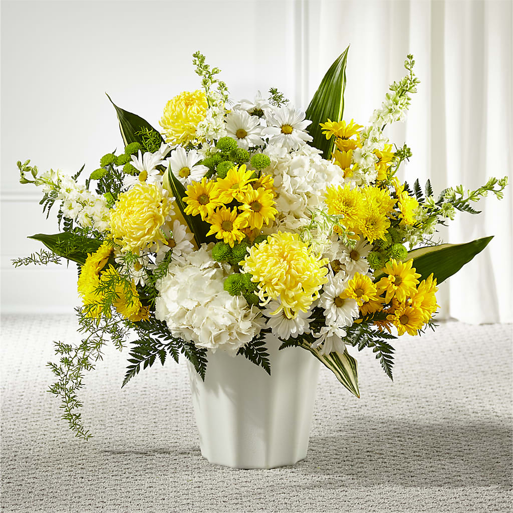 Unity & Grace Floor Basket – Charlynda Fleuriste, Sherbrooke PQ