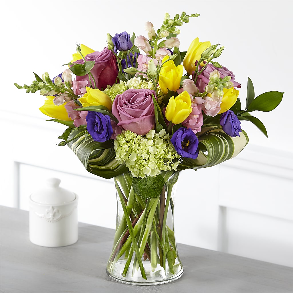 Wondrous Memories Bouquet – Charlynda Fleuriste, Sherbrooke PQ