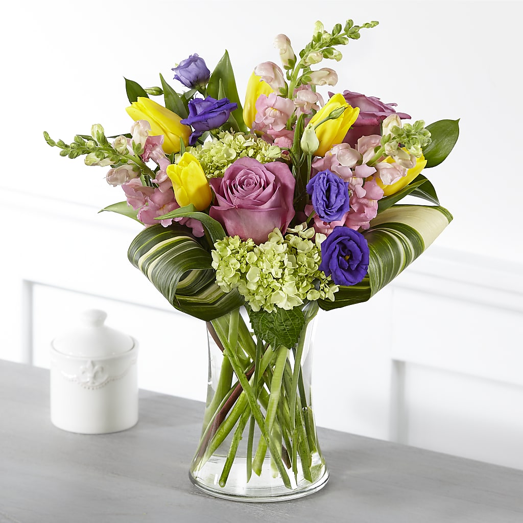 Wondrous Memories Bouquet – Charlynda Fleuriste, Sherbrooke PQ