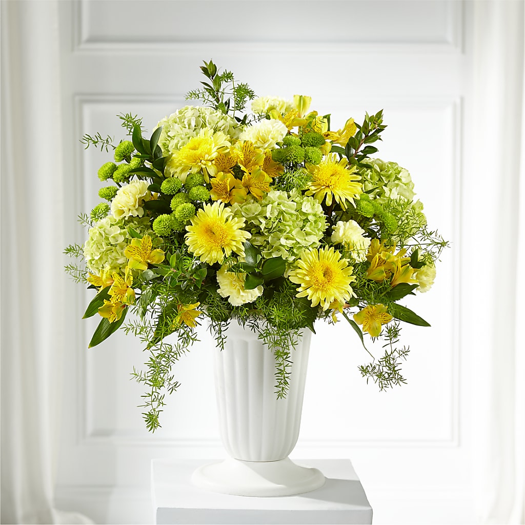 Beloved Blessings Arrangement – Charlynda Fleuriste, Sherbrooke PQ