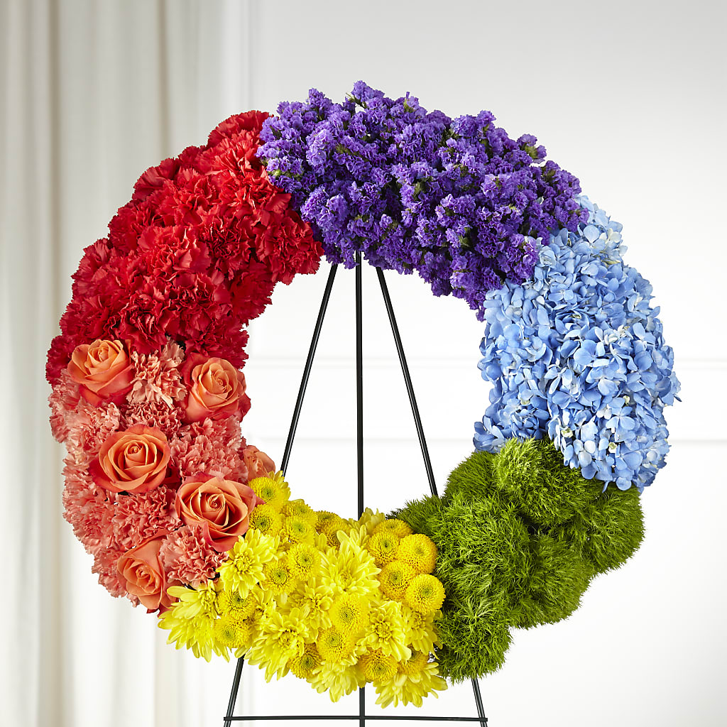 Circle of Love Wreath – Charlynda Fleuriste, Sherbrooke PQ