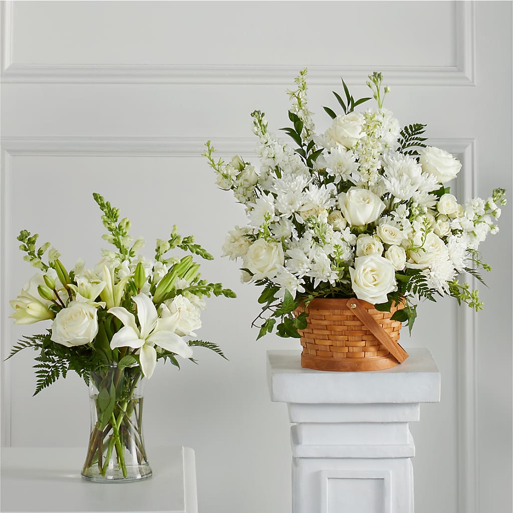 Sincerest Condolences Bundles – Charlynda Fleuriste, Sherbrooke PQ