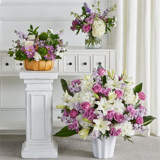 Tender Embrace Bundles – Charlynda Fleuriste, Sherbrooke PQ