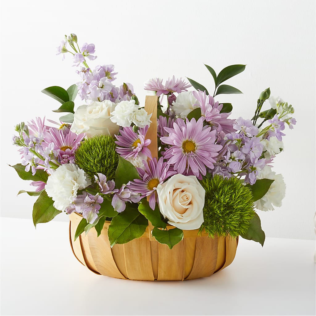 Peace & Love Basket – Charlynda Fleuriste, Sherbrooke PQ