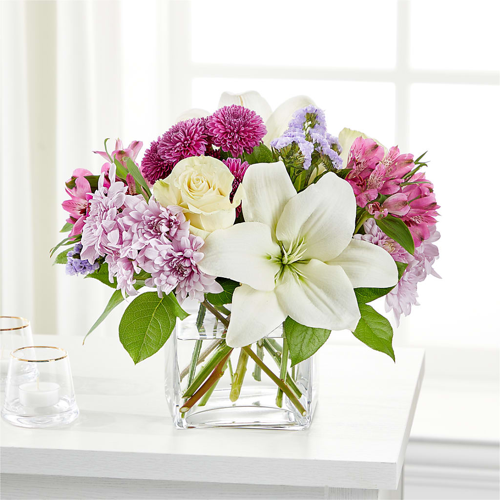 Cared For Bouquet – Charlynda Fleuriste, Sherbrooke PQ