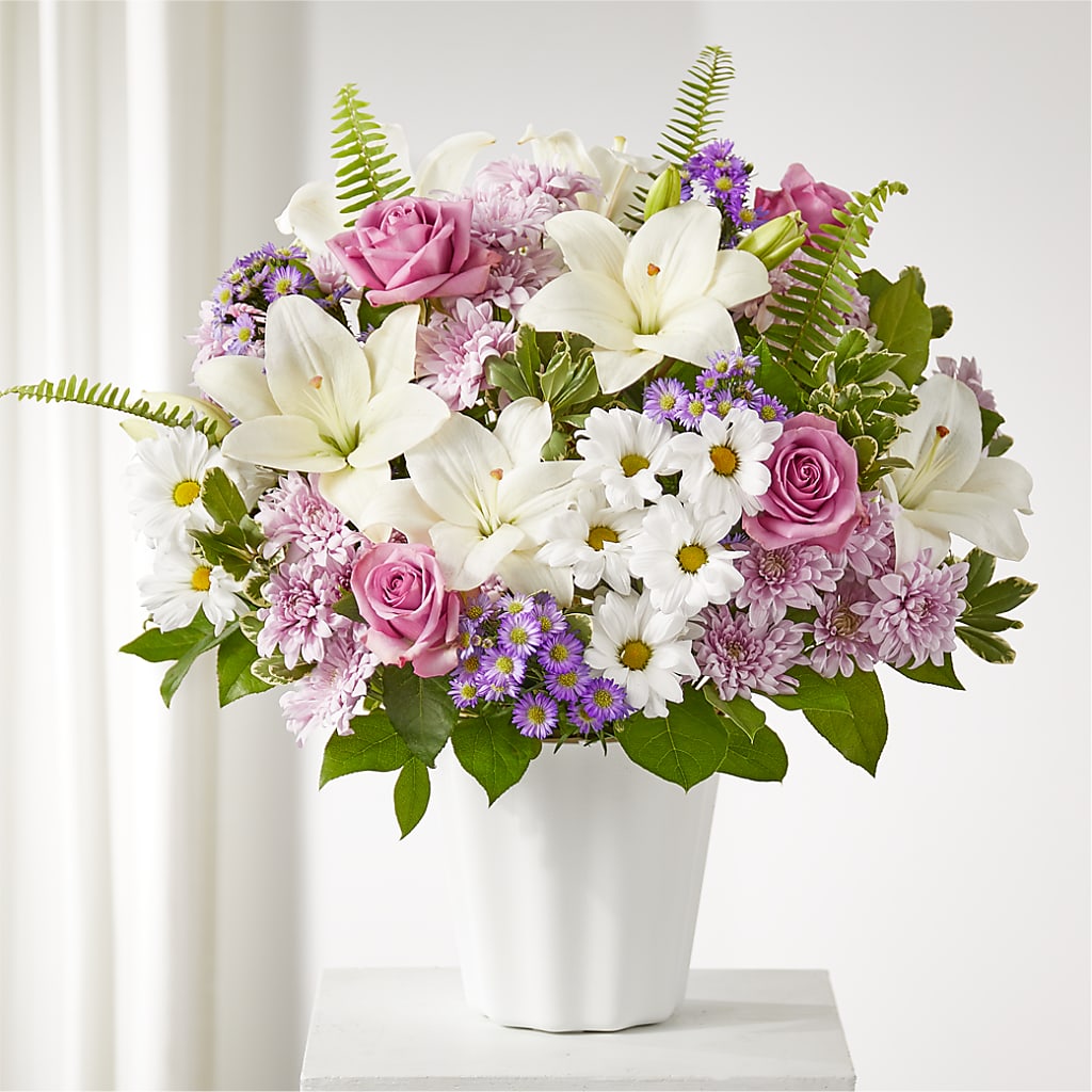 Warmest Thoughts Tabletop Basket – Charlynda Fleuriste, Sherbrooke PQ