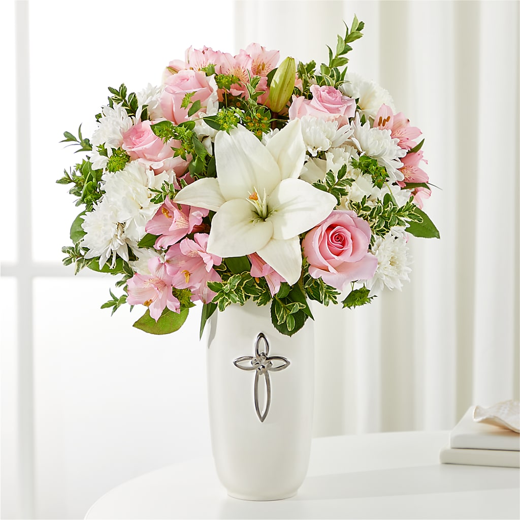 Kindly Devoted Bouquet – Charlynda Fleuriste, Sherbrooke PQ