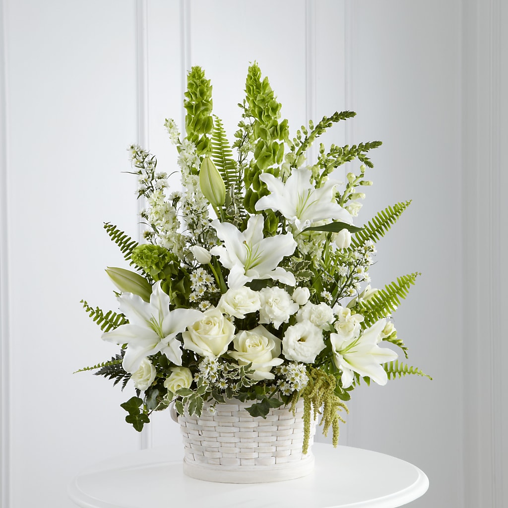 In Our Thoughts Arrangement – Charlynda Fleuriste, Sherbrooke PQ
