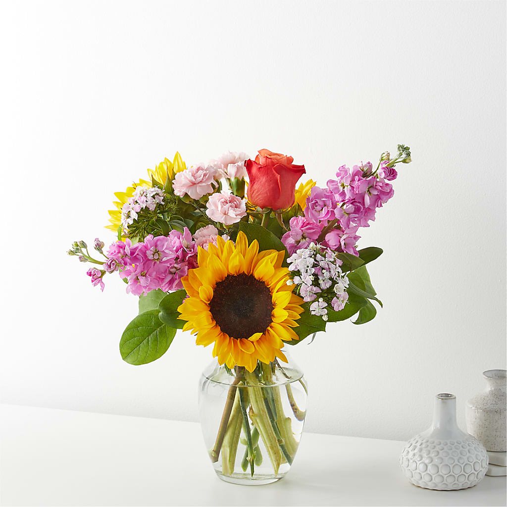 Yellow Brick Road Bouquet – Charlynda Fleuriste, Sherbrooke PQ
