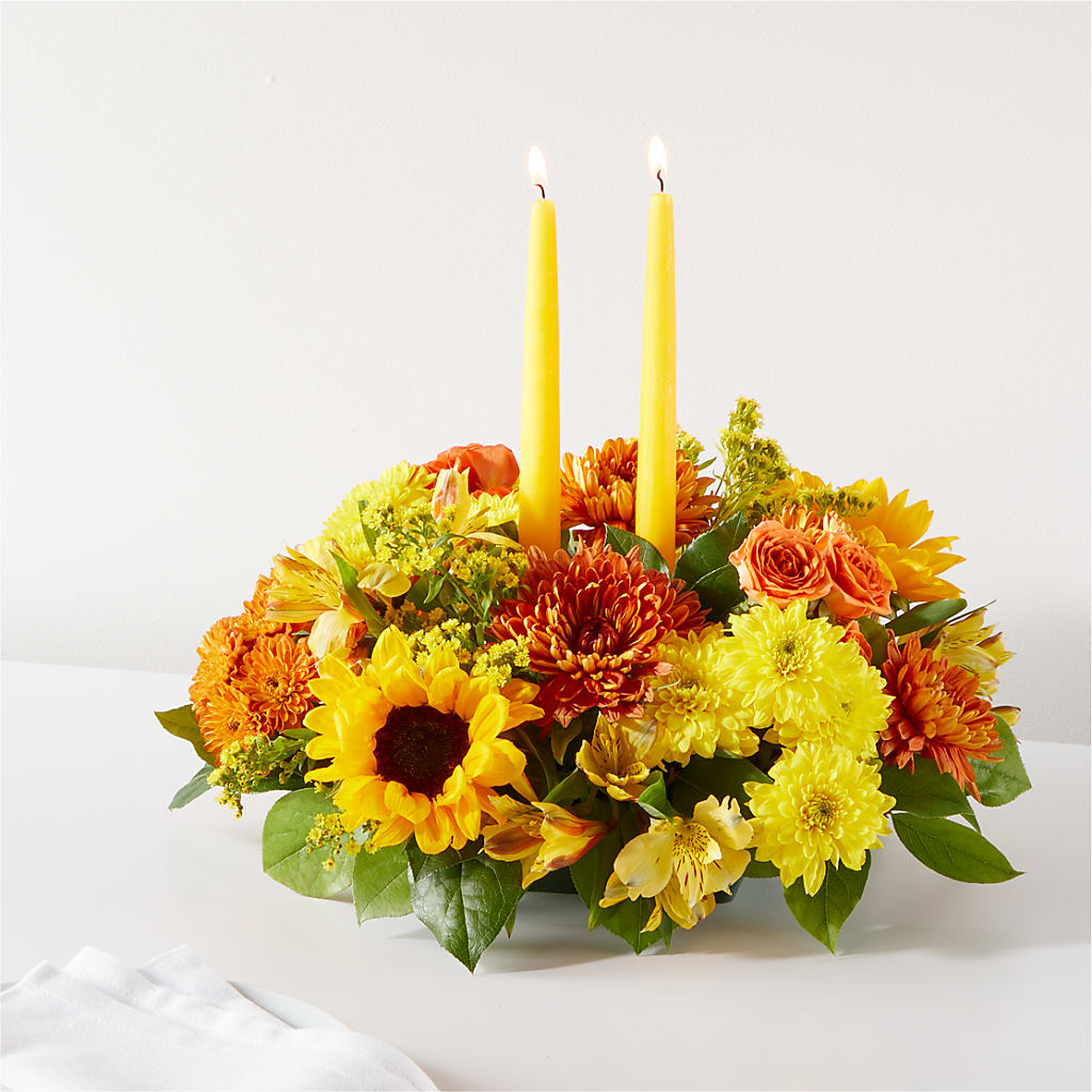 Autumn Harmony Centerpiece – Charlynda Fleuriste, Sherbrooke PQ