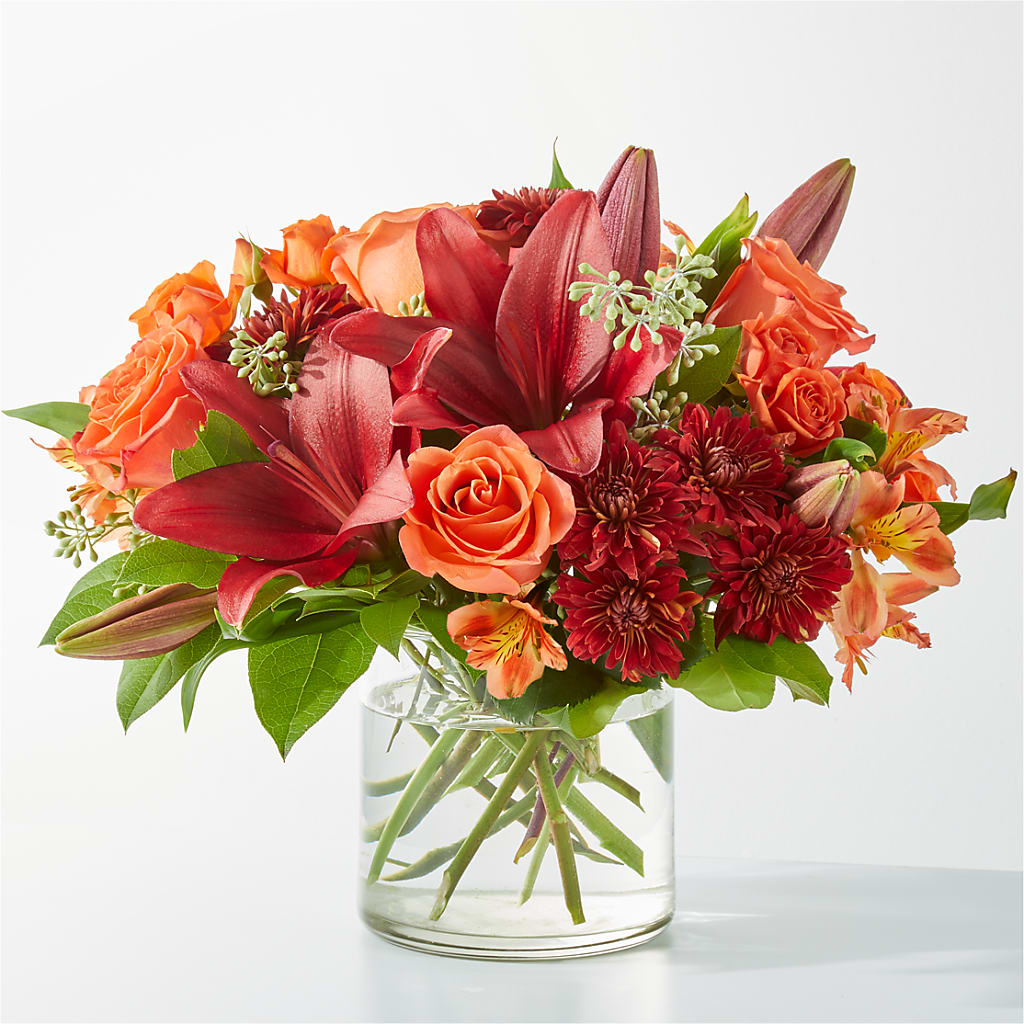 Crimson Leaves Bouquet – Charlynda Fleuriste, Sherbrooke PQ