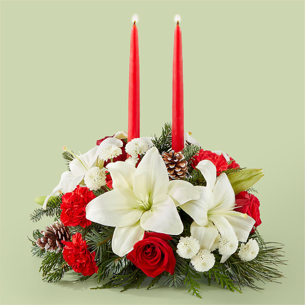 Seasonal Festivities Centerpiece – Charlynda Fleuriste, Sherbrooke PQ