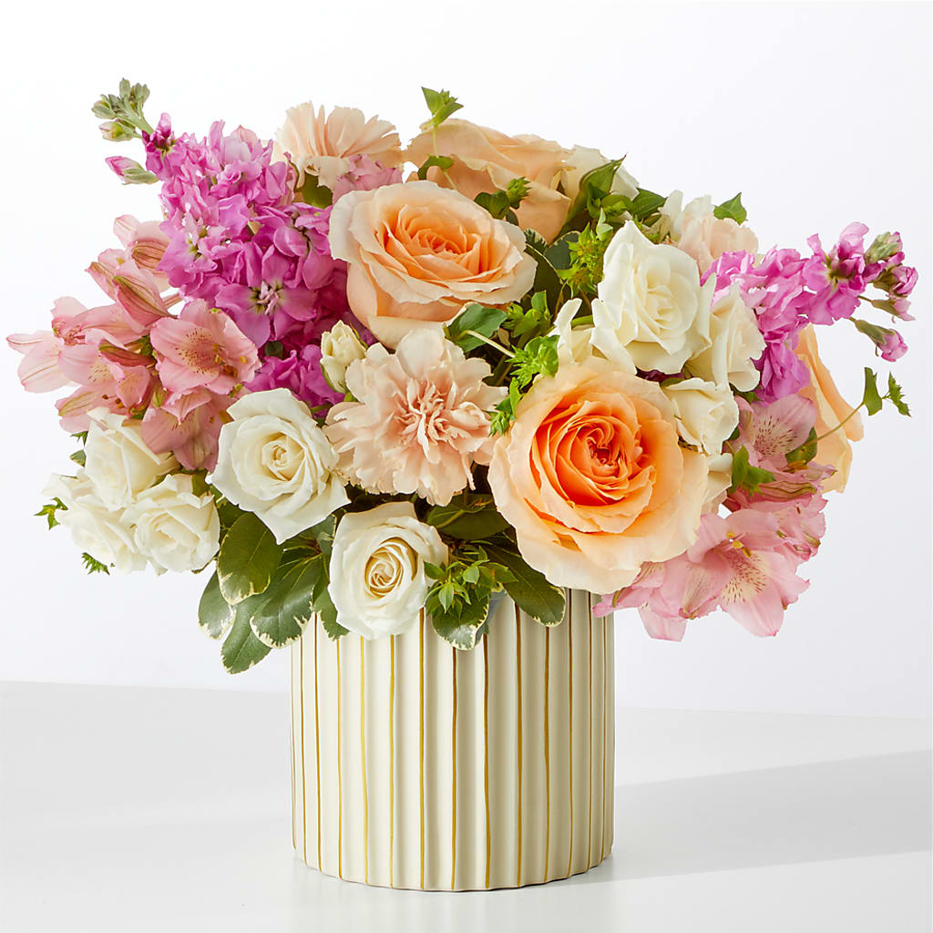Paradise Bouquet with Ivory Vase – Charlynda Fleuriste, Sherbrooke PQ